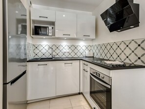 Fridge, microwave, oven, toaster