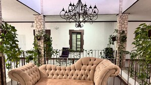 Flat-screen TV - Hotel Peña Florencia (Ezequiel Montes)