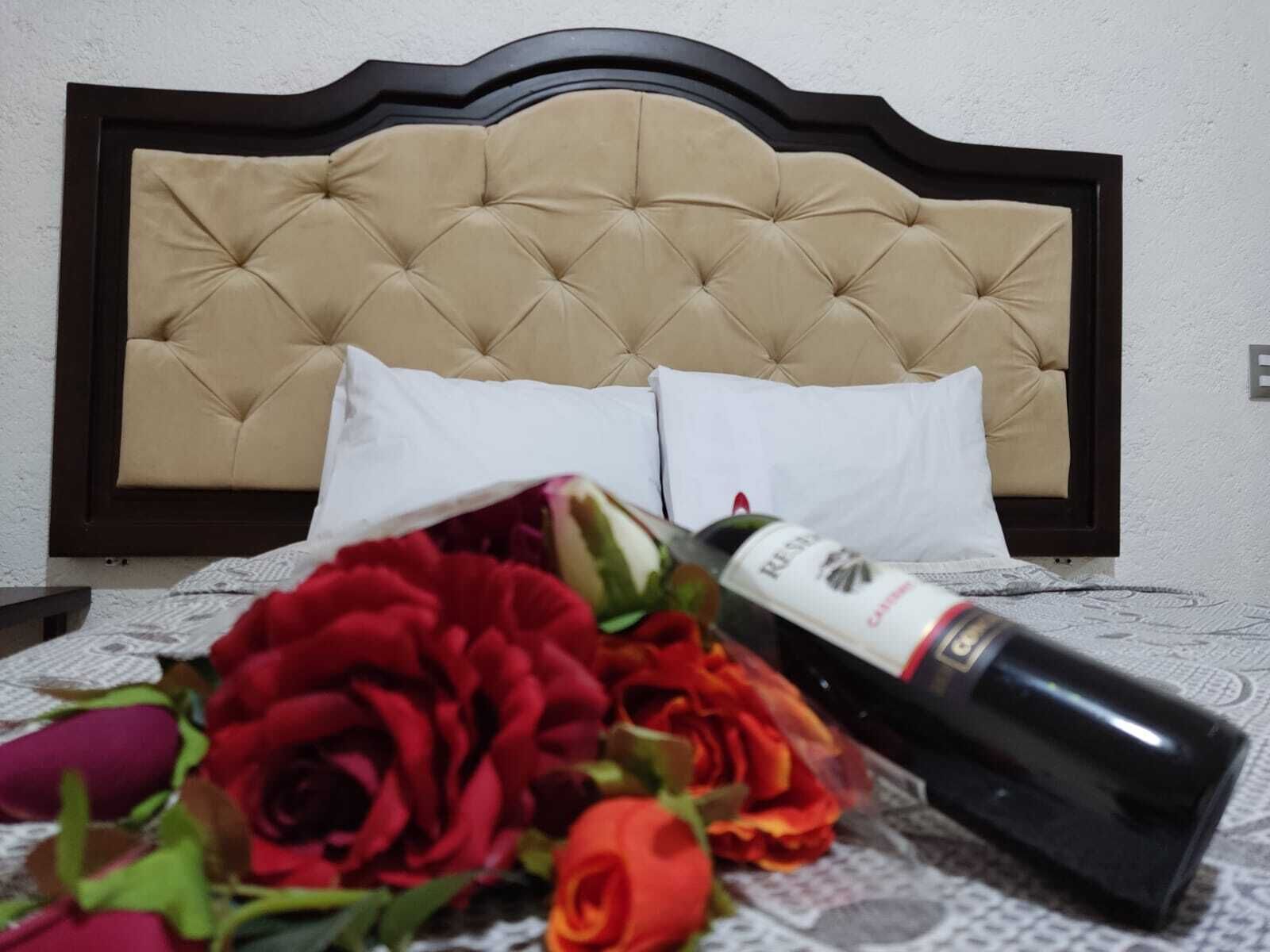 deluxe double room | select comfort beds, free wifi, bed sheets