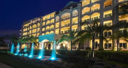 The Landmark Dream Luxury 3 bed 3 bath Oceanfront Condo