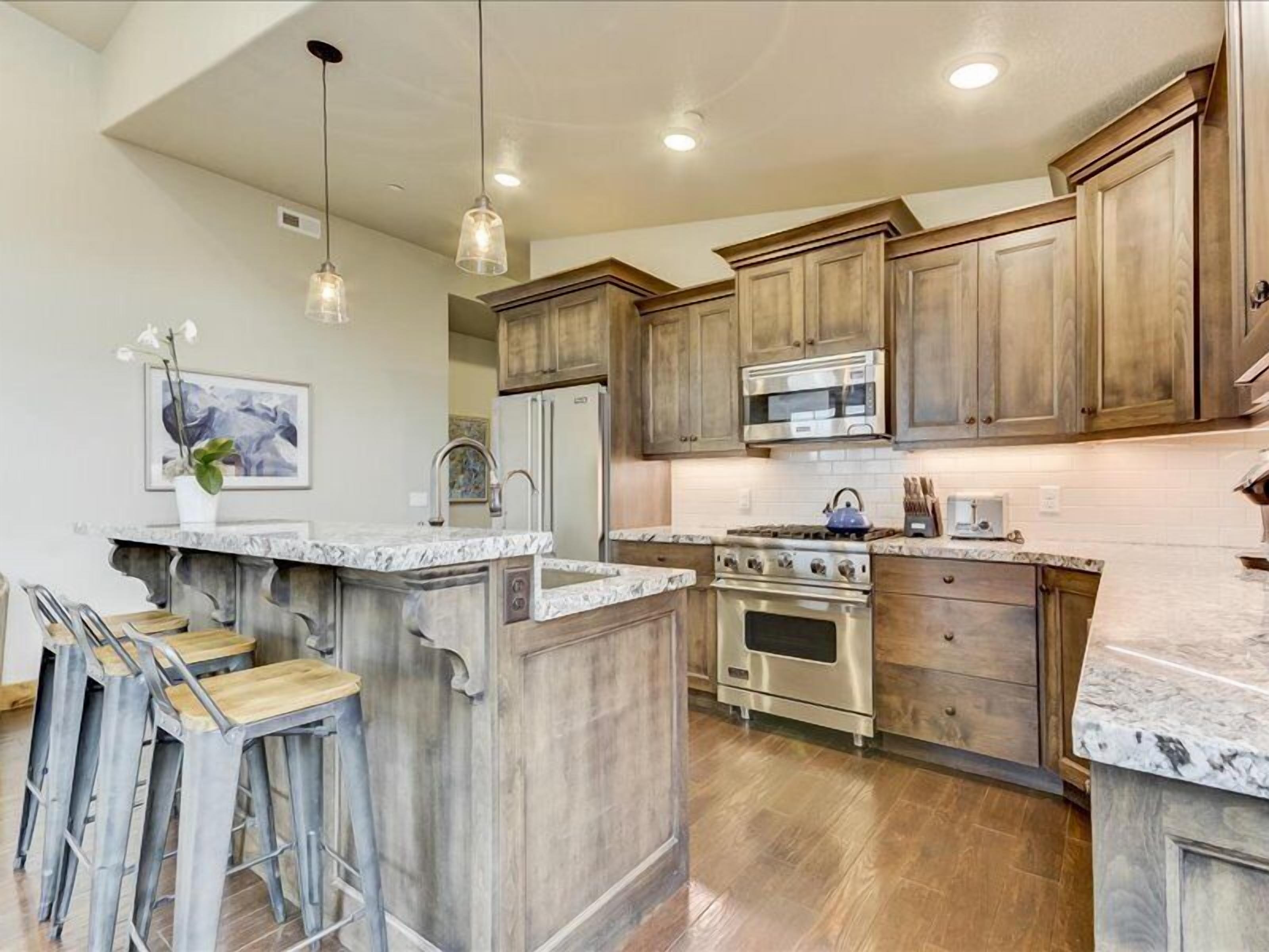 Jordenelle Lake, Deer Valley Ski Access - Sleeps 6