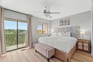 2 bedrooms, iron/ironing board, travel crib, free WiFi