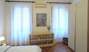 2 chambres, fer et planche à repasser, Wi-Fi, literie fournie