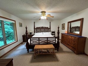 3 bedrooms, WiFi, bed sheets - CR1290- Complete Privacy! Hot tub! Firepit! Dolly Sods! (Dryfork)