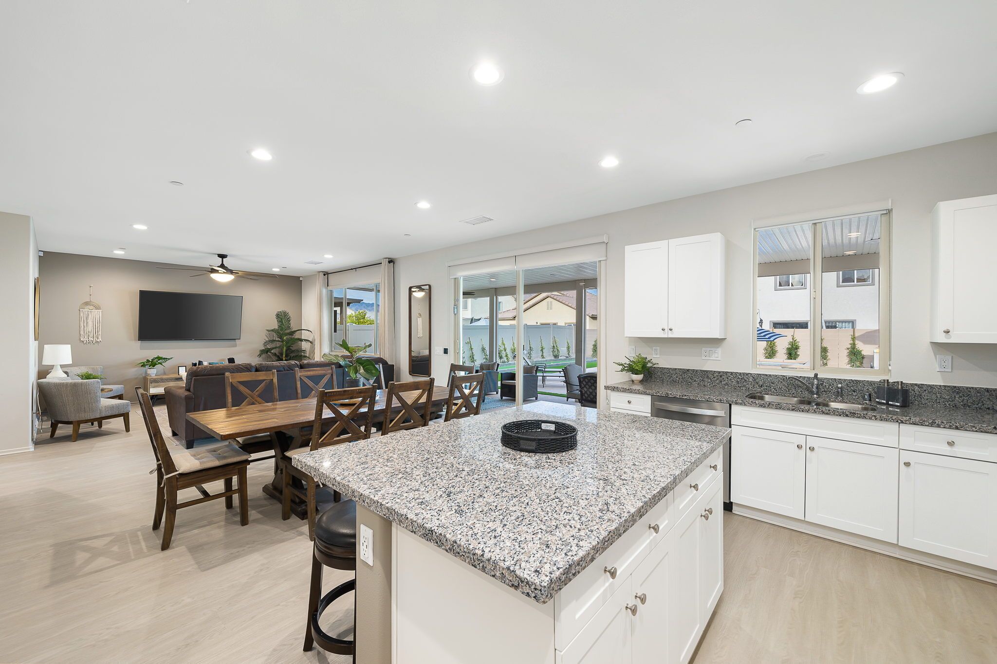 Incredible Oasis - Resort Pool Home - All King Beds