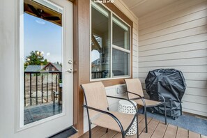 Rumah, 3 kamar tidur | Balkon