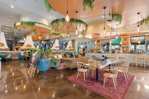 Bar (en el alojamiento)