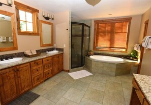 Maison, 3 chambres | Salle de bain