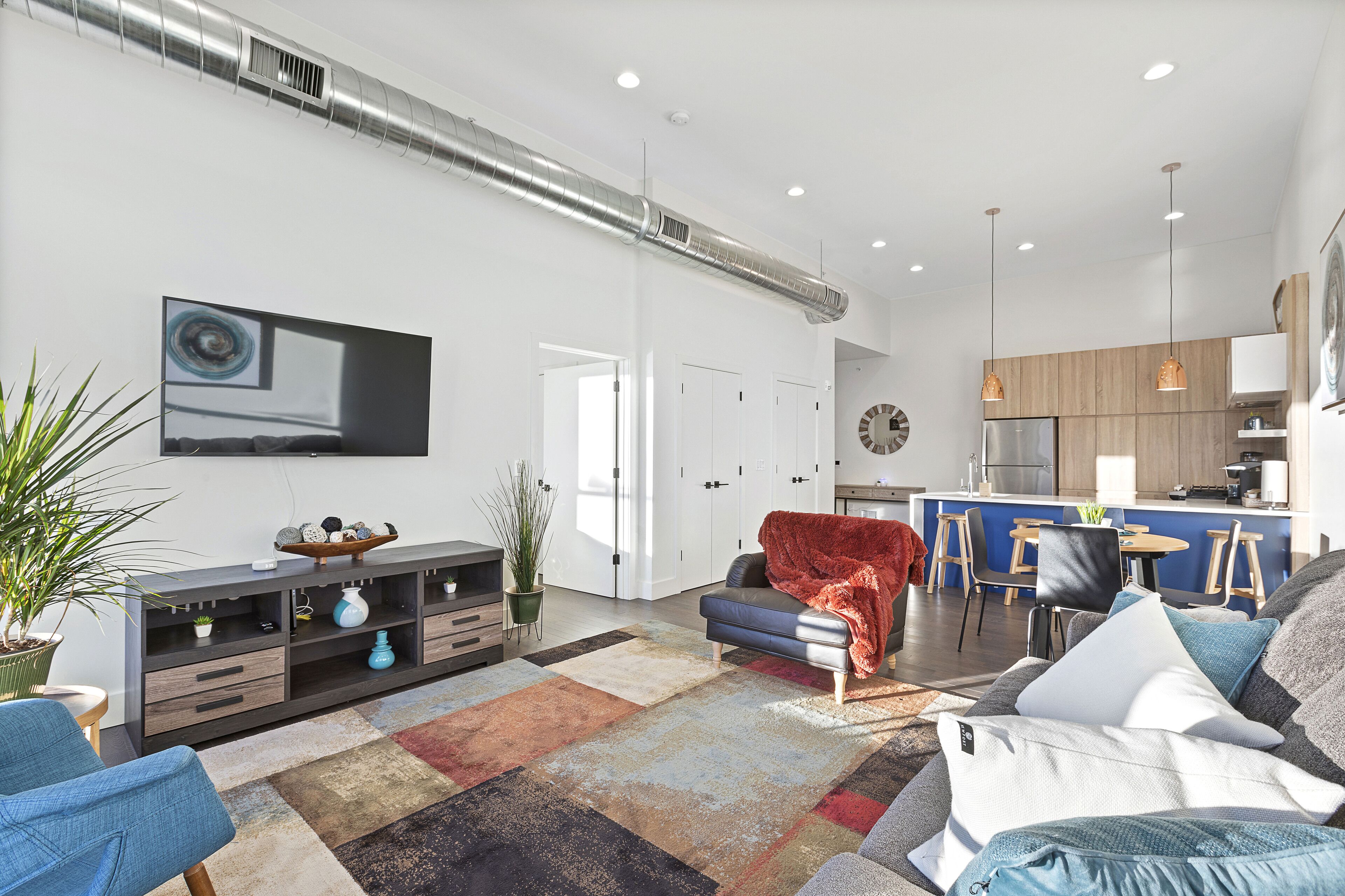 5 Minutes to Prudential Center...Luxury 1BR King**20 min🗽*Parking