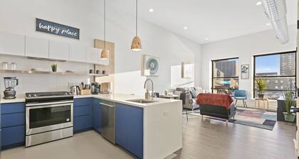 5 Minutes to Prudential Center...Luxury 1BR King**20 min🗽*Parking