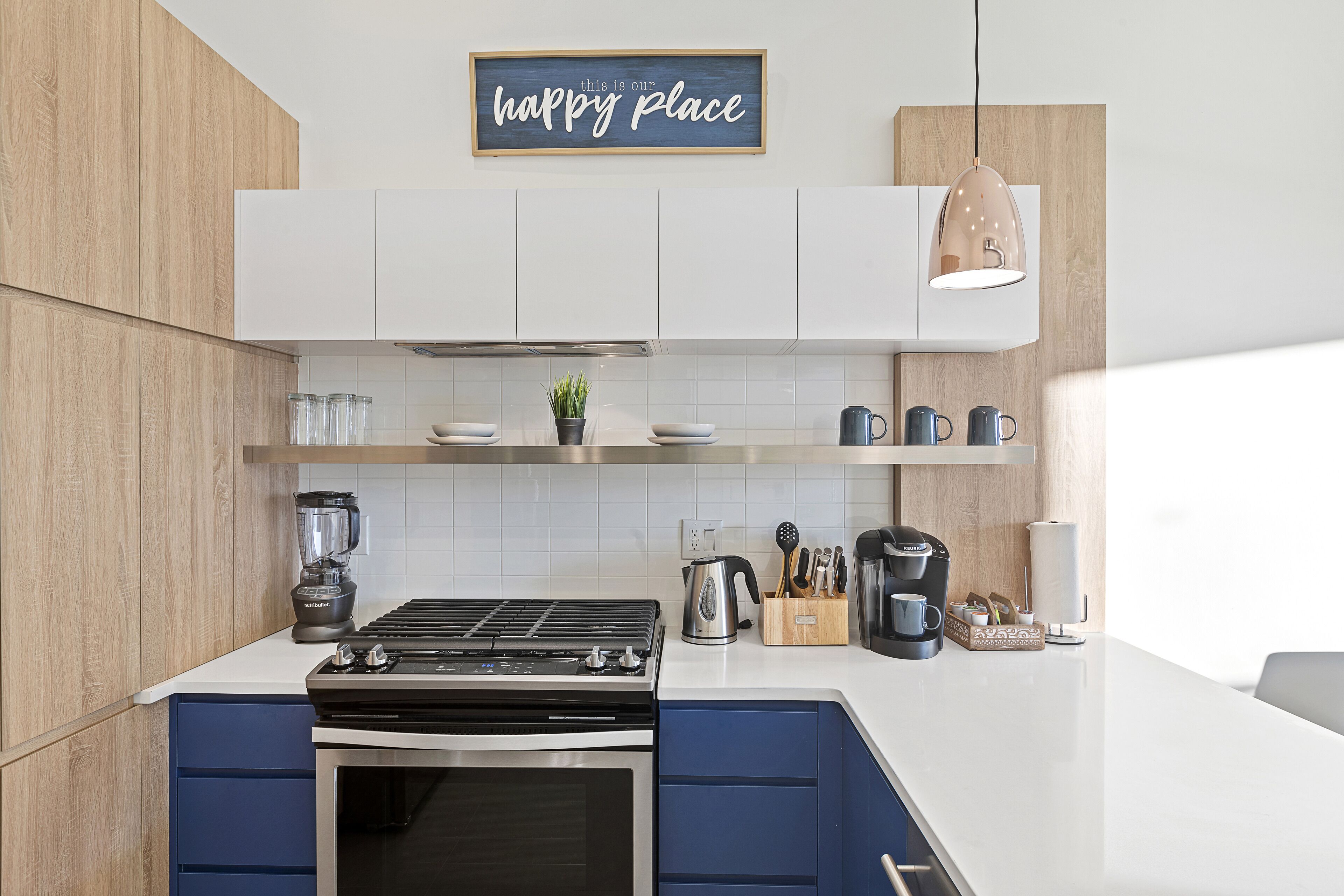 5 Minutes to Prudential Center...Luxury 1BR King**20 min🗽*Parking