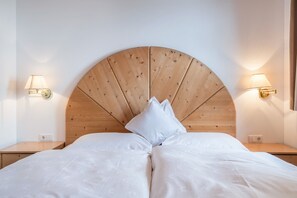 1 quarto, Wi-Fi de cortesia, roupa de cama