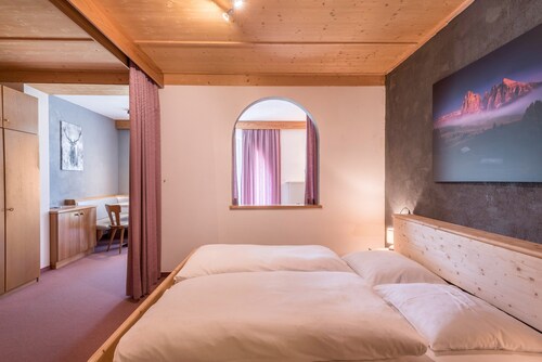 Ferienwohnung "Ferienparadies Sabina Euringer" im Naturschutzgebiet direkt an der Seiser Alm