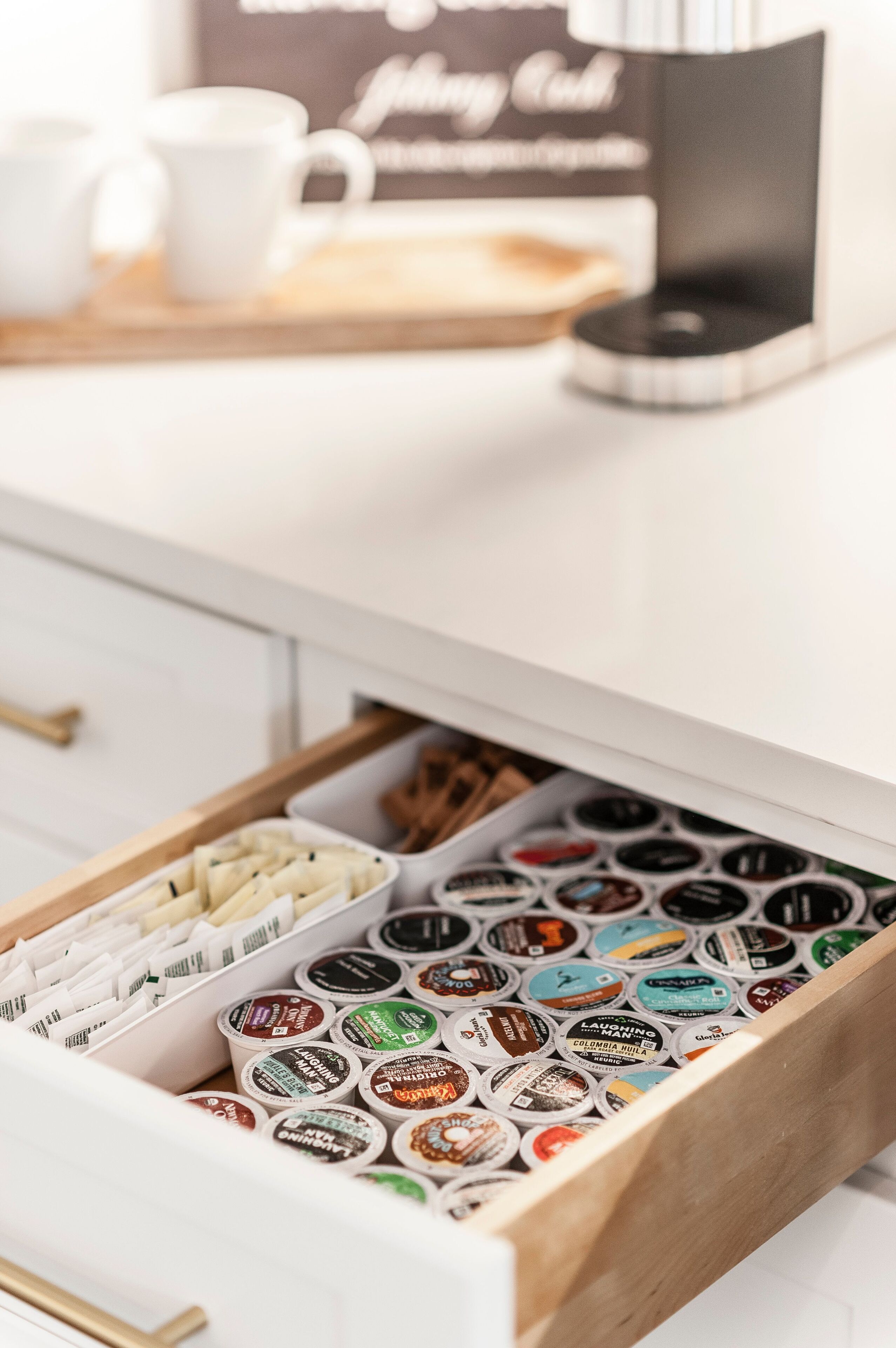 Modern & Stylish Townhome with Cozy Rooftop