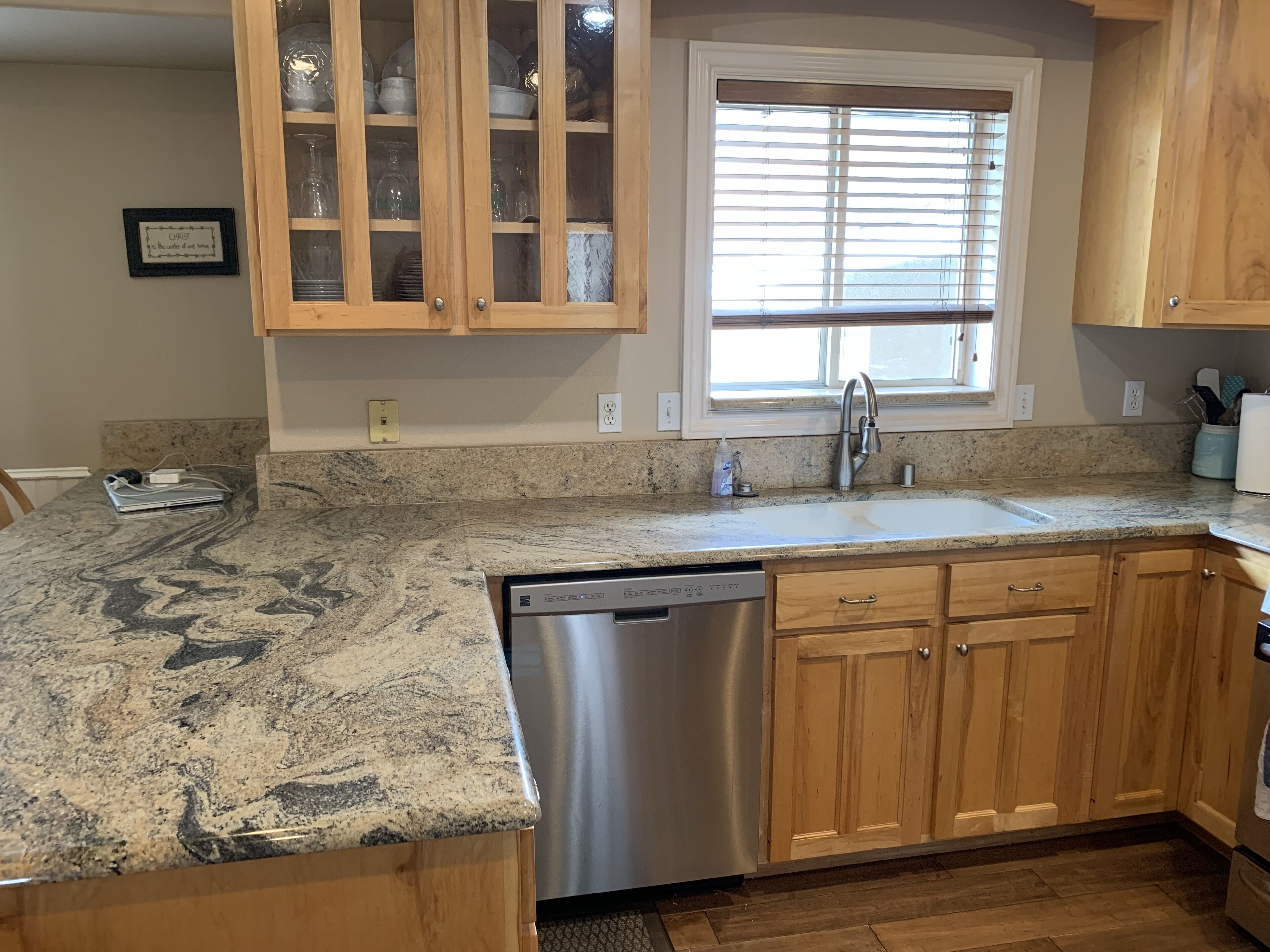 冰箱、微波炉、烤箱、炉灶