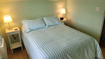 3 camere, una scrivania, Wi-Fi, lenzuola