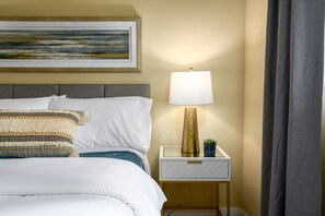 2 Schlafzimmer, Schreibtisch, Bügeleisen/Bügelbrett, kostenloses WLAN