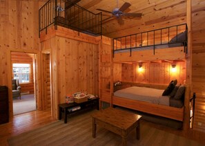 4 bedrooms - Rocky Shore Escape by Casago Mccall - Donerightmanagement (McCall)