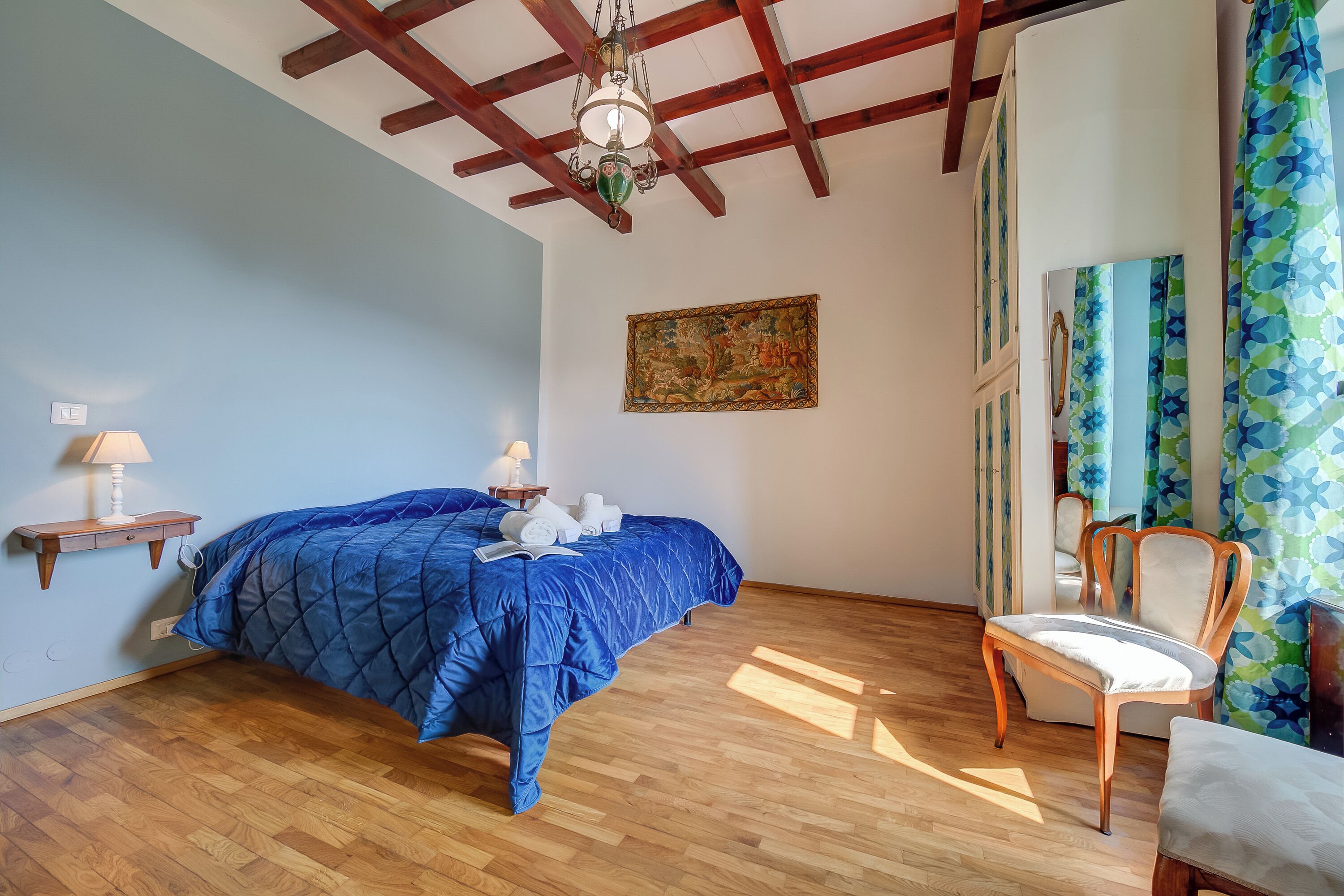 3 habitaciones, wifi gratis y ropa de cama 