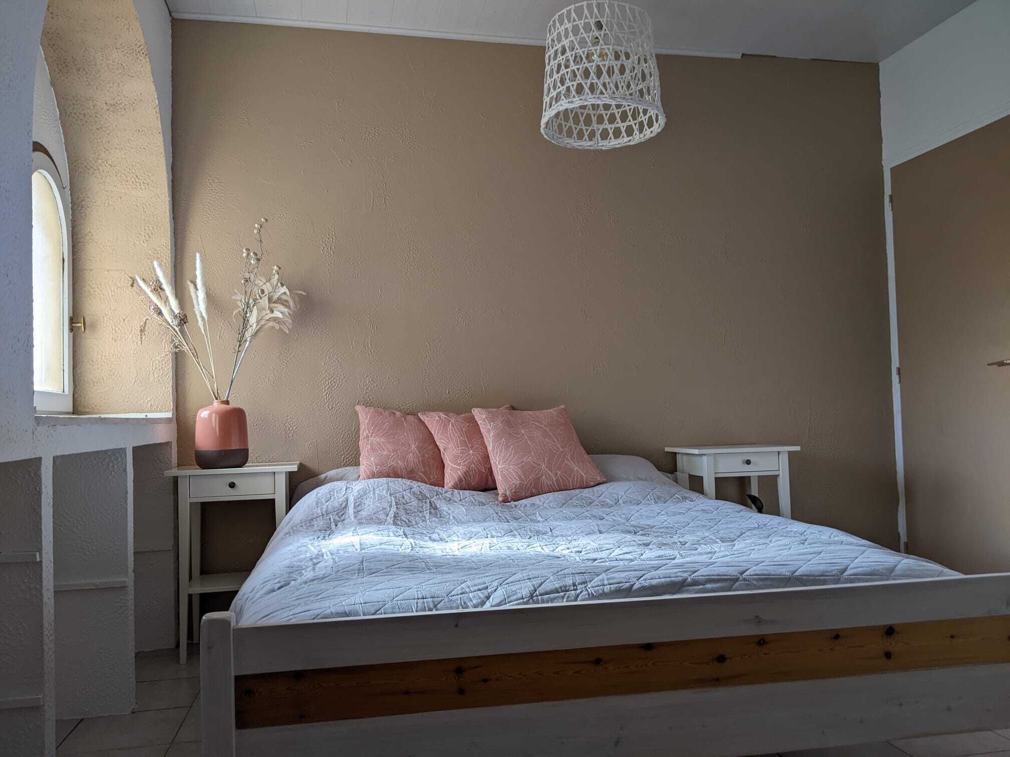 Magnificent villa with swimming pool and enclosed garden with trees  