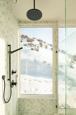 Bathroom - Earthlight Villas 6 - On top of the world (Orondo)