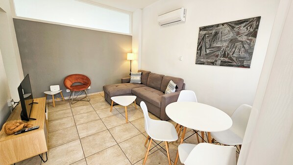 Standard Apartment | Living area