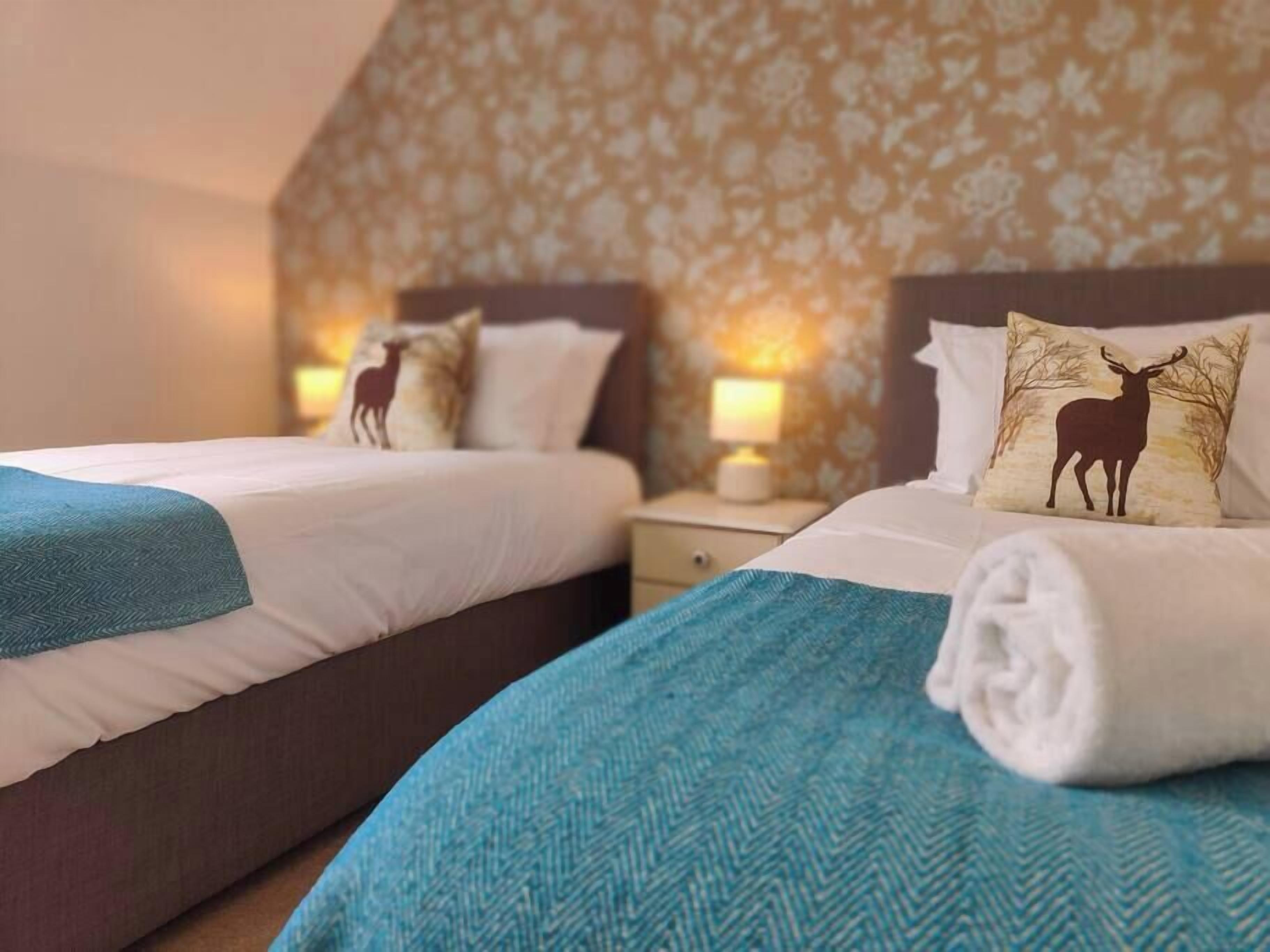 8 bedrooms, iron/ironing board, free WiFi