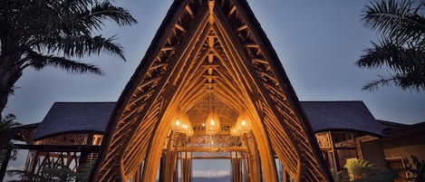 Bagian depan properti