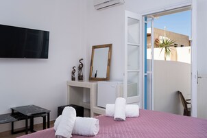 Villa Confort, 2 habitaciones | Tabla de planchar con plancha, wifi gratis, ropa de cama