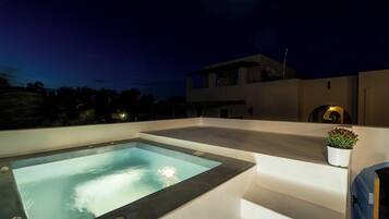 Deluxe Double Room | Terrace/patio