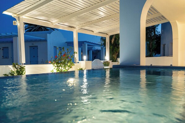 Comfort Villa, 2 Bedrooms | Teres/patio