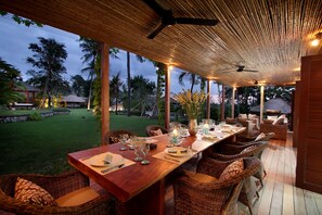 Outdoor dining - Istana Semer (Kerobokan)