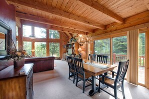 Rumah, 2 kamar tidur | Tempat makan