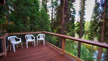 Rumah, 2 kamar tidur | Balkon