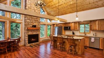 Rumah, 2 kamar tidur | Dapur pribadi | Peralatan masak/sendok-piring