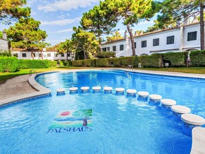 Pool - Pals Haus Rome AIRCO by Interhome (Pals)