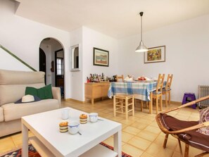 Dining - Pals Haus Rome AIRCO by Interhome (Pals)