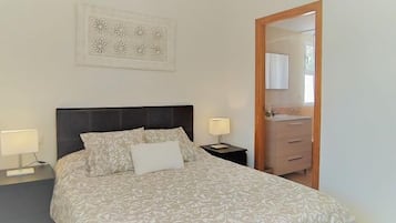 2 chambres, bureau, fer et planche Ă repasser, Wi-Fi