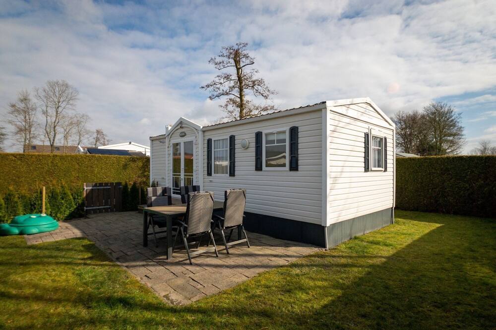Nice chalet near the Wadden Sea