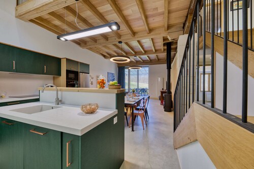 Maison de charme 3* pr 8 pers, avec piscine,  rénovée, Brantôme en Périgord Vert