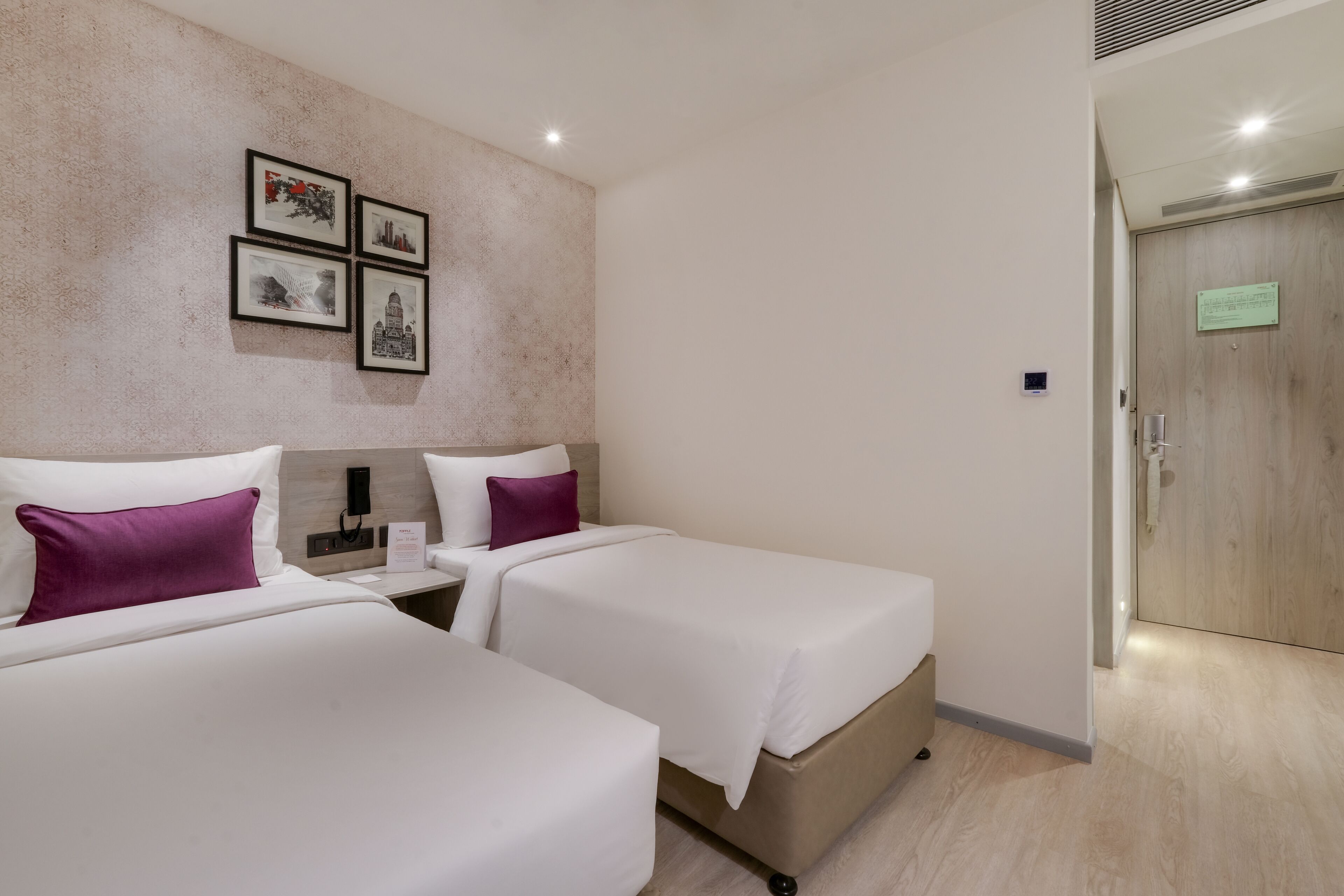 Standard Twin Room | Egyptian cotton sheets, premium bedding, in-room safe, desk