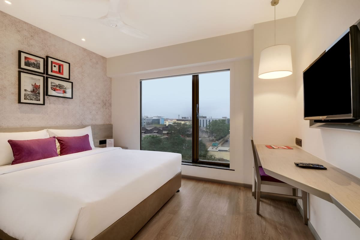 Habitación estándar doble, 1 cama de matrimonio | Sábanas de algodón egipcio, ropa de cama de alta calidad, caja fuerte