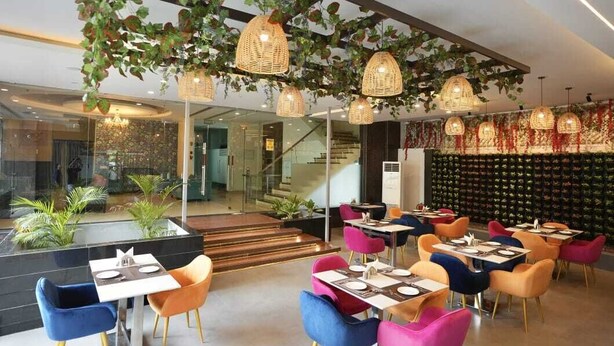Restaurant - Hotel Windsor Heights ( All Rooms with Air Purifier) (Gurugram)