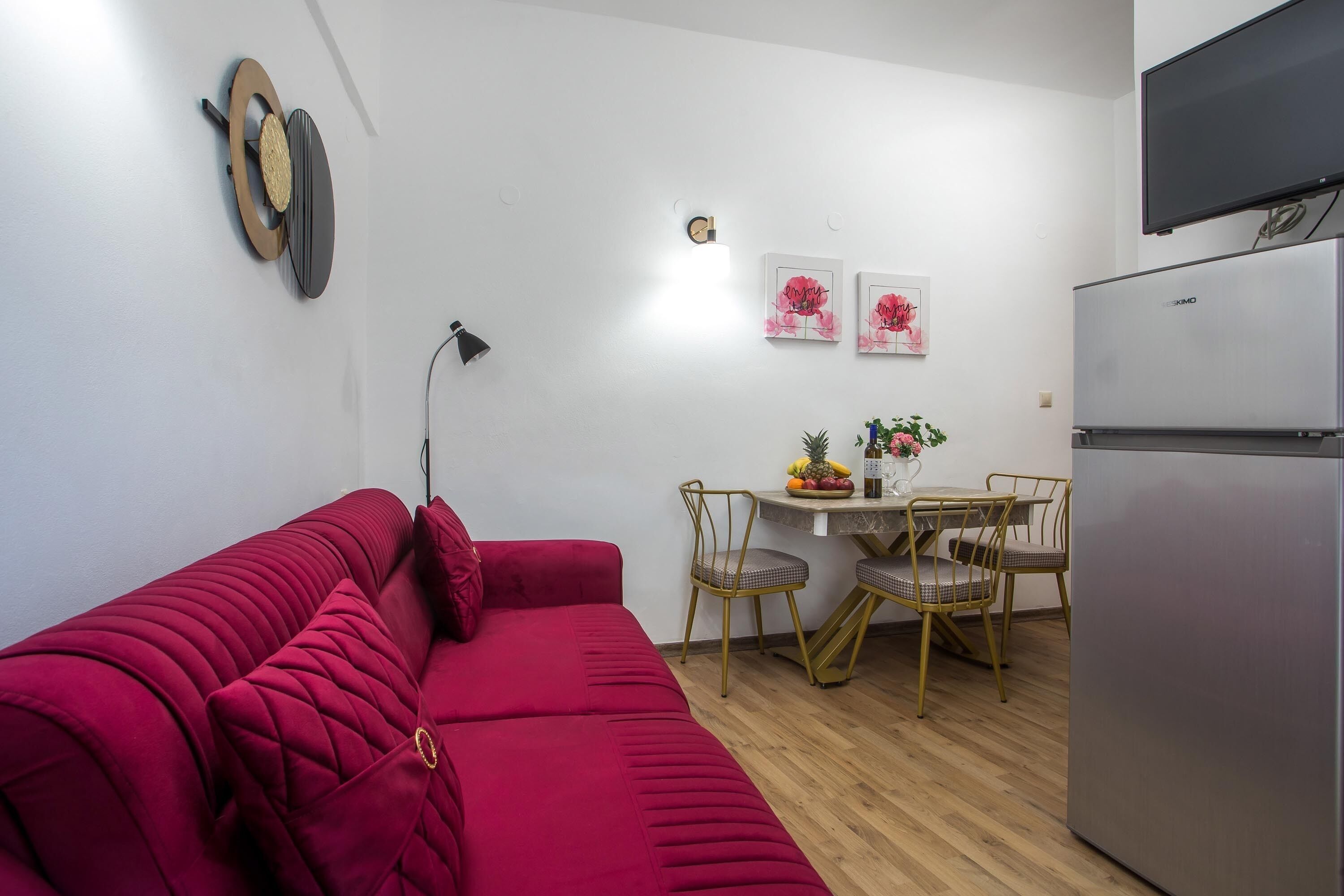 Bliss Luxury Suites - Fire