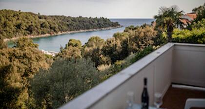 Apartments & Rooms Green Bay