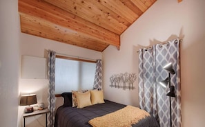 House, 4 Bedrooms | Individually decorated, individually furnished