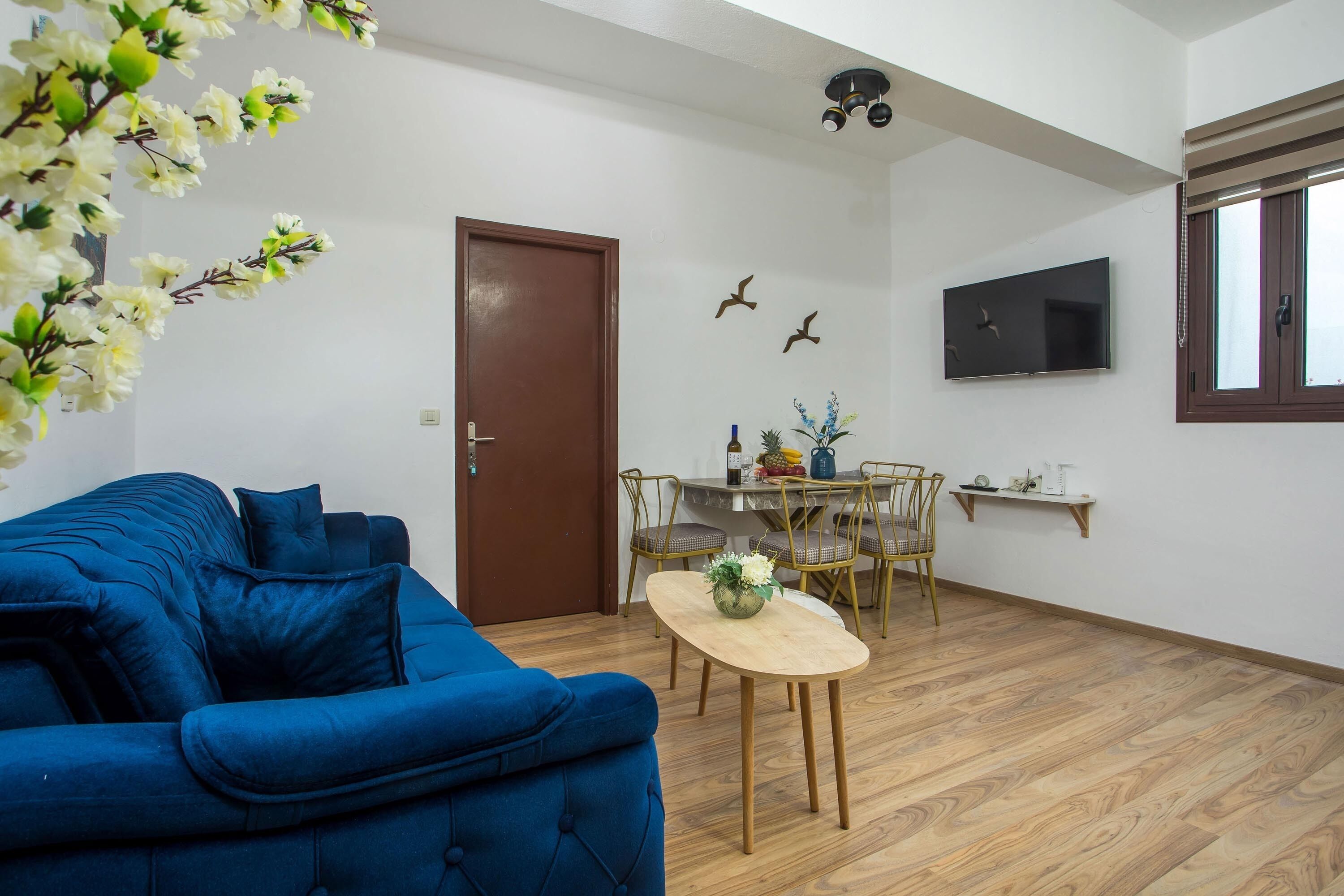 Bliss Luxury Suites - Wind