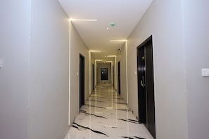 Pintu masuk interior