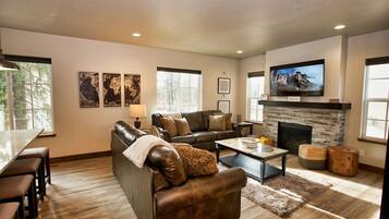 Townhome, 3 Bedrooms | Ruang tamu