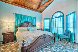 3 bedrooms, iron/ironing board, travel cot, WiFi